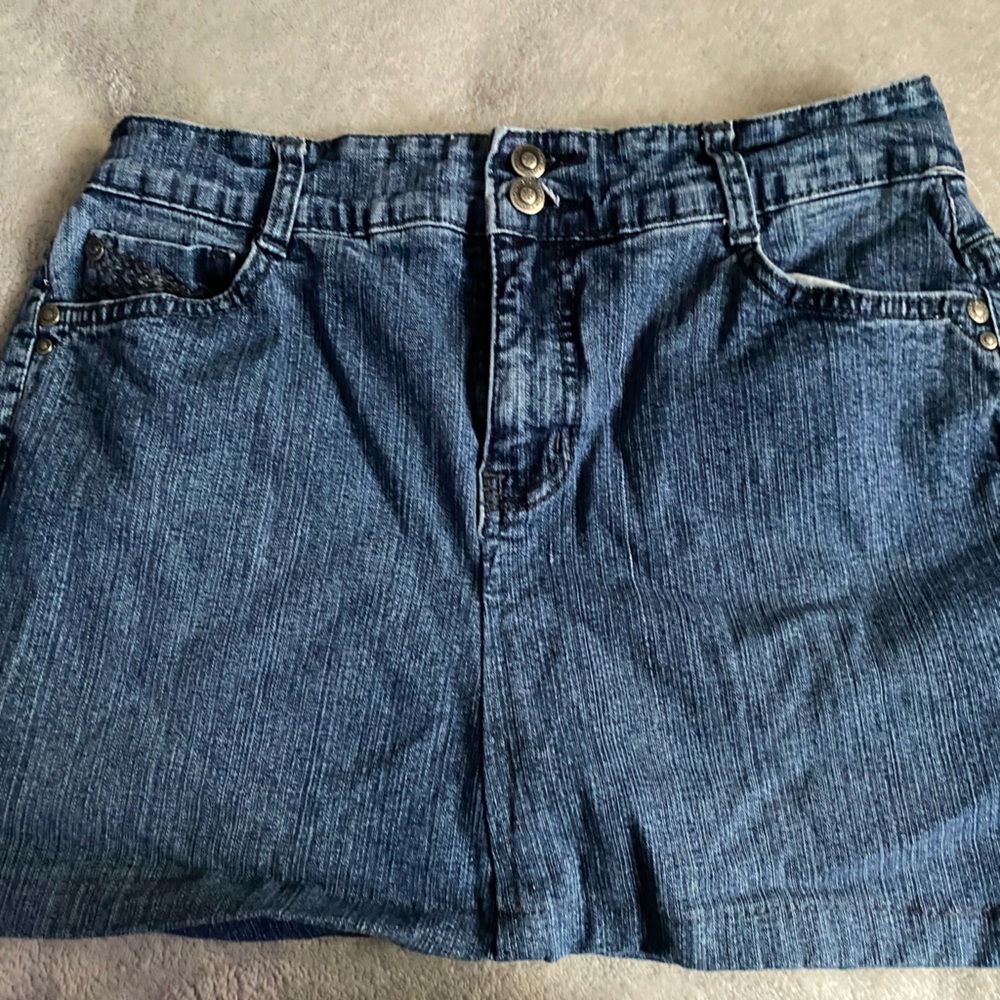 Mini skirt
